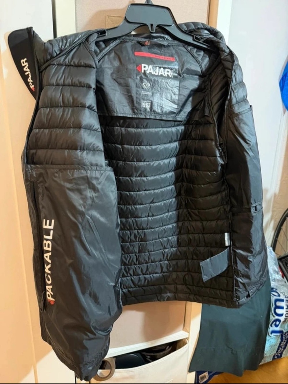 Pajar puffer jacket - Picture 5 of 8